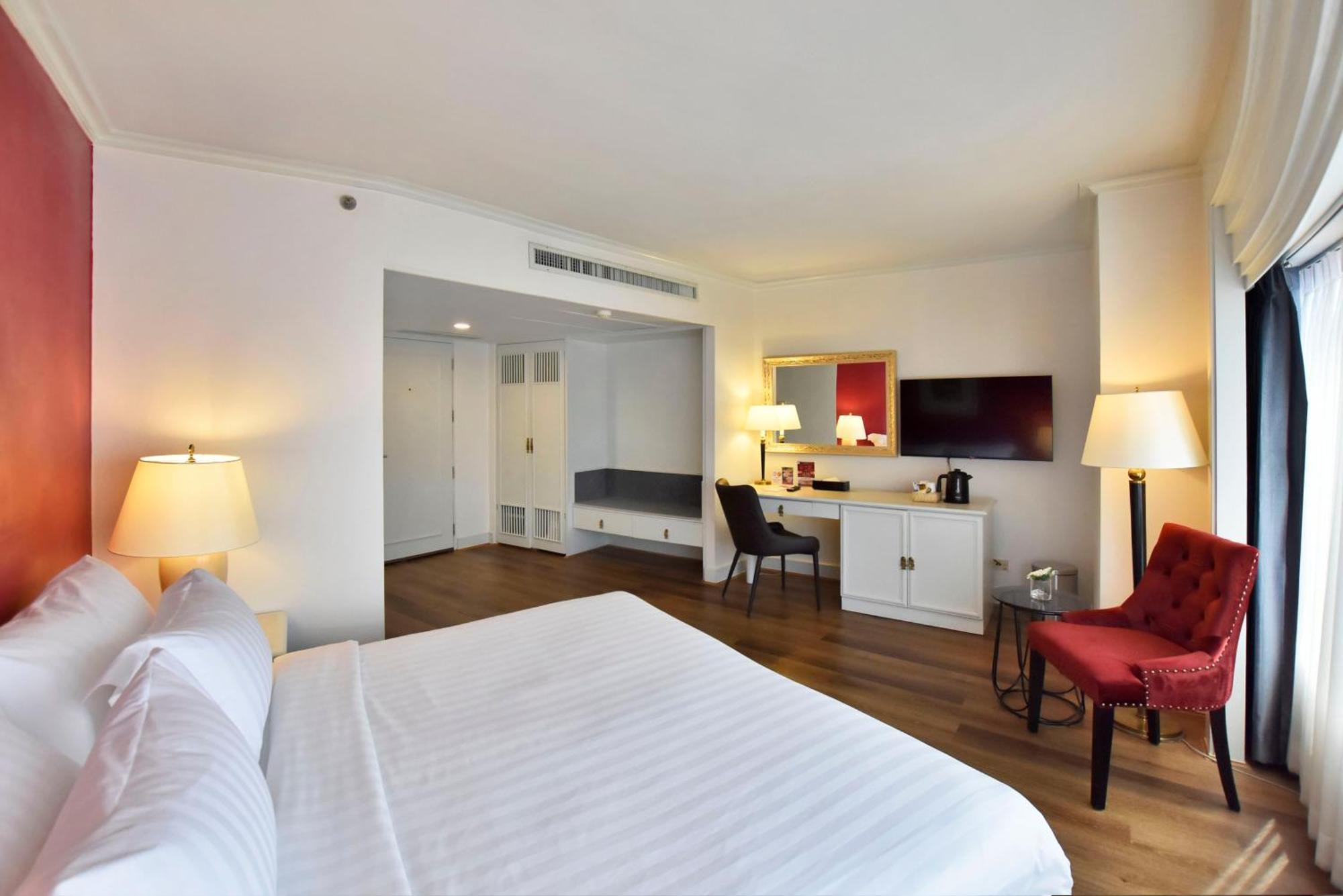 Отель Grand China 4*